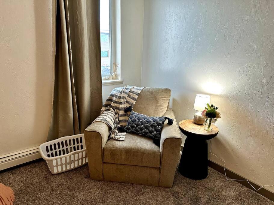 Comfortable 2Br Apt Central Фэрбанкс Экстерьер фото