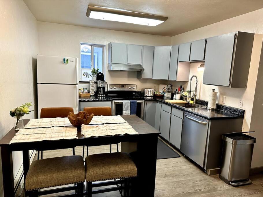 Comfortable 2Br Apt Central Фэрбанкс Экстерьер фото